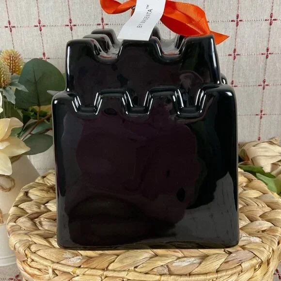 Rae Dunn Artisan Collection Dracula Castle Birdhouse Black & Gold New in Box - Picture 9 of 9